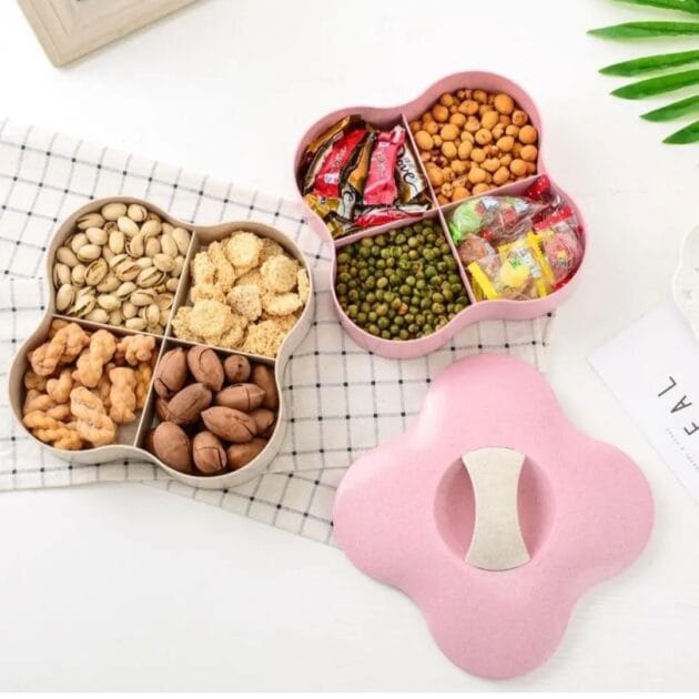 علب بلاستيك مكسرات